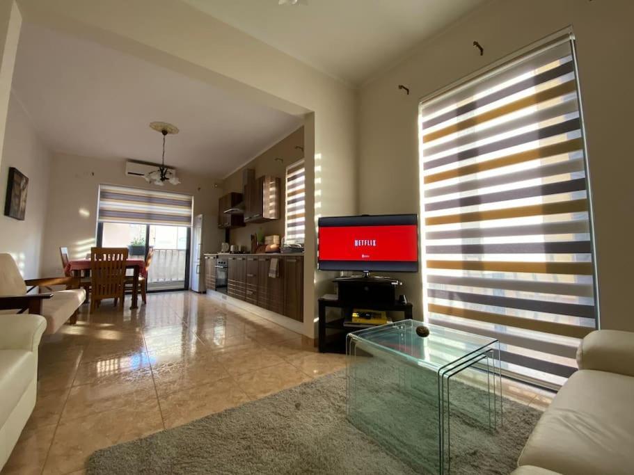 Tarxien May Flower: Modern Flat Close To Airport/Bus Stops מראה חיצוני תמונה