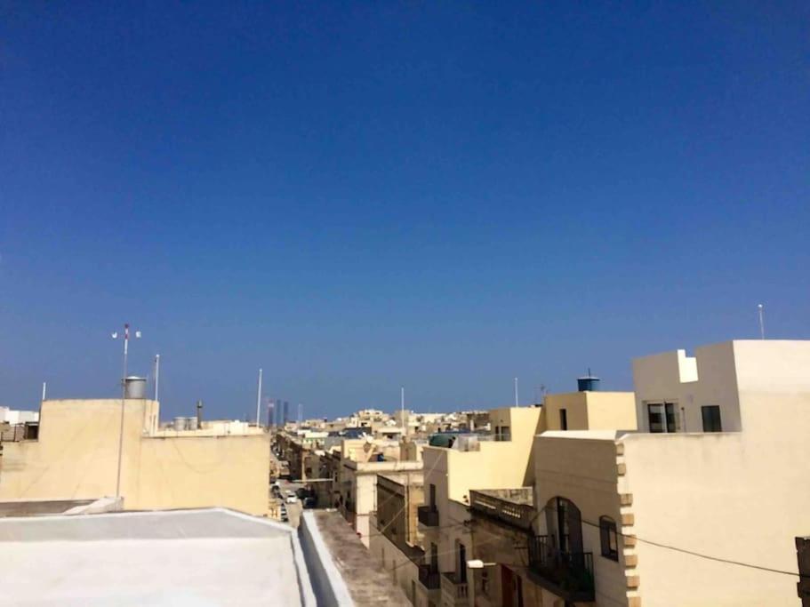 Tarxien May Flower: Modern Flat Close To Airport/Bus Stops מראה חיצוני תמונה